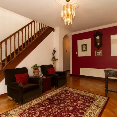 Rise And Shine Vegetarian Bed & Breakfast Westport